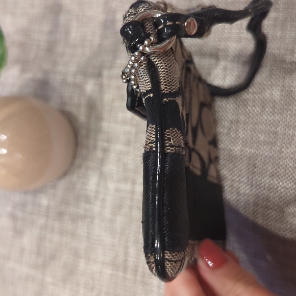 Coach Black Stripe Classic Monogram Jacquard Wristlet - Picture 5 of 12